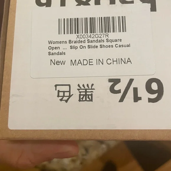 Woman’s braided shoes with box - Picture 4 of 4